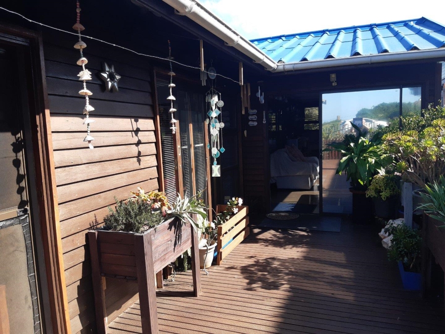 3 Bedroom Property for Sale in Paradise Beach Eastern Cape